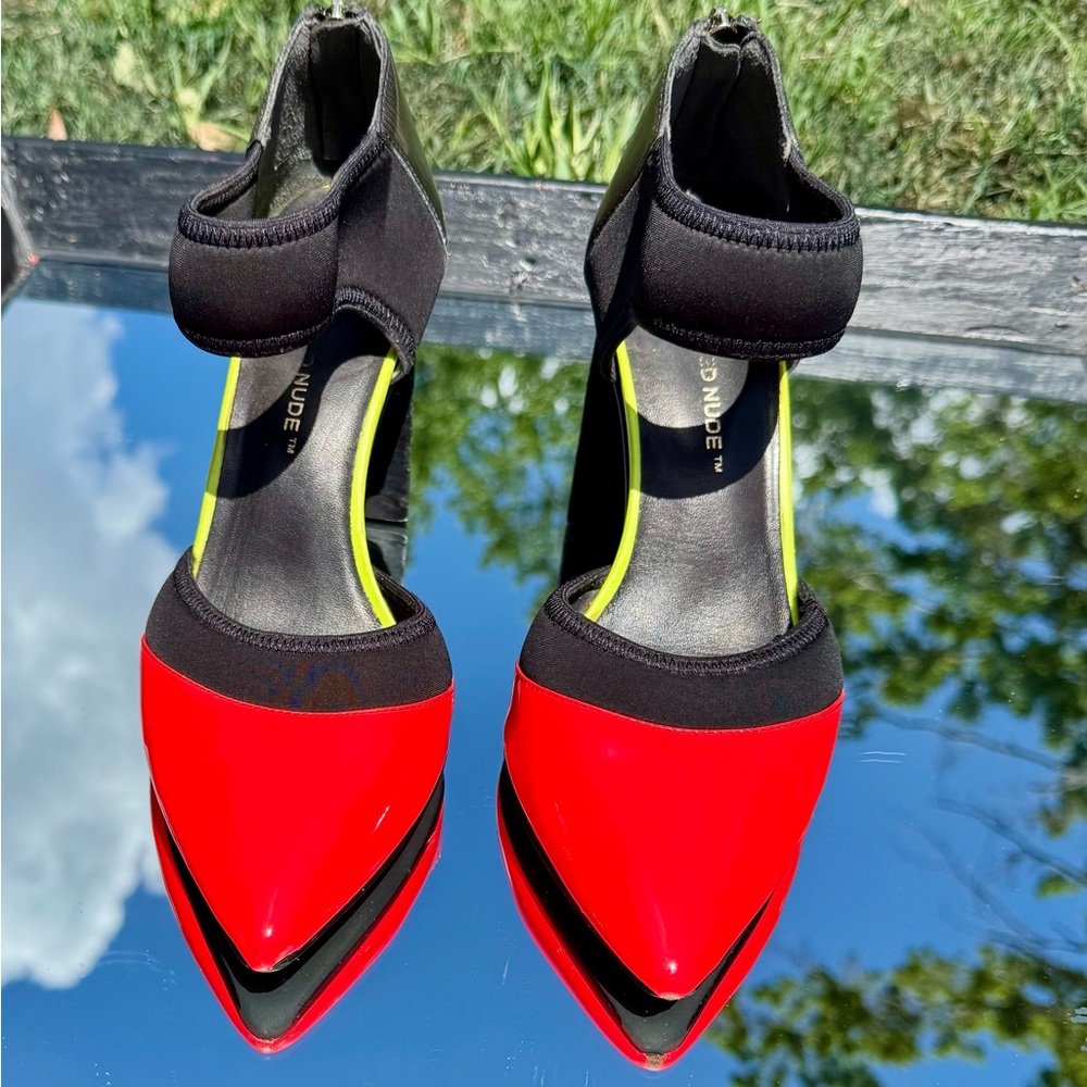 United Nude Hot Pink and Black Women's Shoes